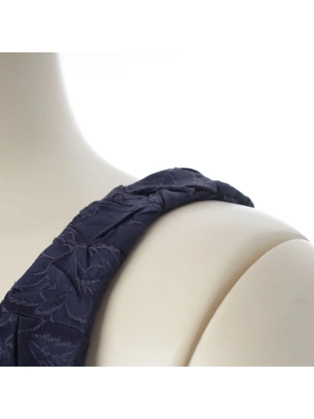 Louis Vuitton by Marc Jacobs Acetate Silk Flower Lace Contrast Gathered Back